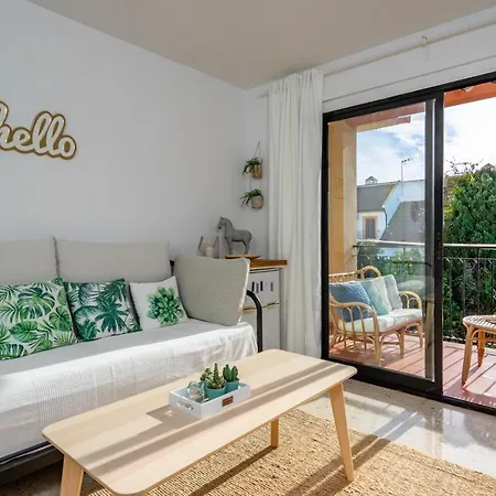 Apartamento Adelfas *