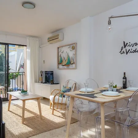 Apartamento Adelfas Apartment